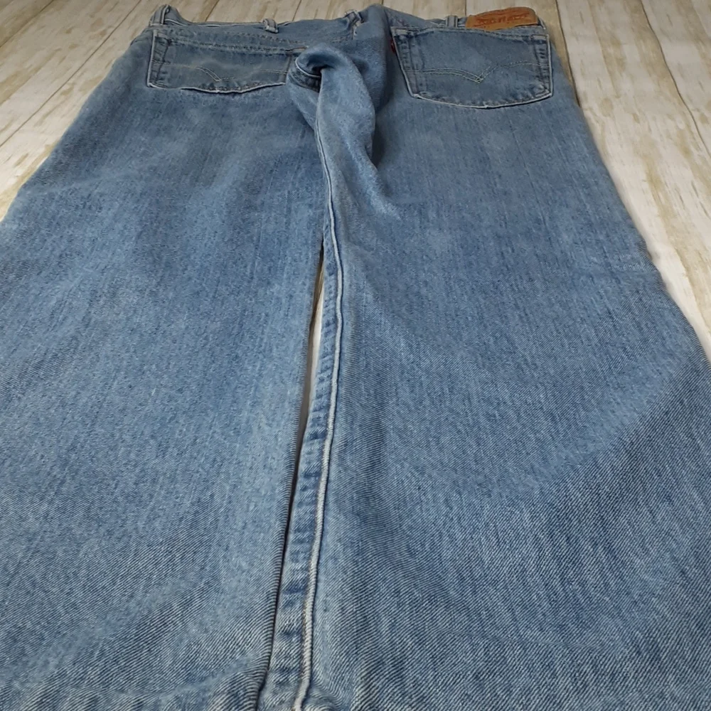 Levi's 517 Medium Blue Bootcut Blue Jeans Size W36 L34 - Picture 11 of 16